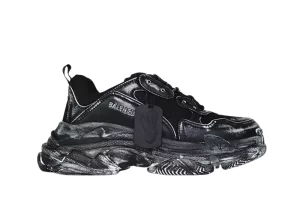 TRIPLE S SNEKAER “Dirty Black”