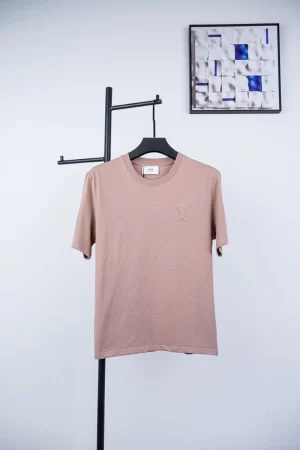 AMI Heart Embossed T-Shirt