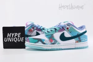 FUTURA LABORATORIES X DUNK LOW SB ‘BLEACHED AQUA’