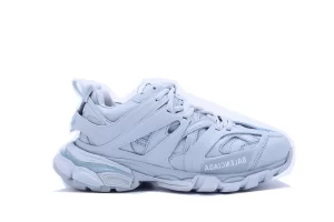 TRIPLE-S LIGHT BLUE